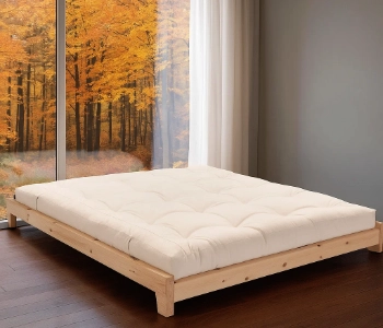 Jesień w sypialni – jak ocieplić wnętrze futonem i dodatkami?