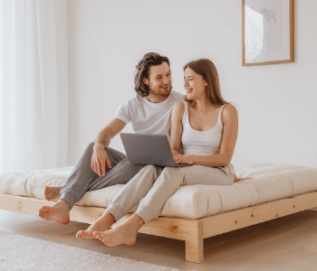 Jak wybrać wspólny prezent dla rodziców, który zostanie z nimi na lata?